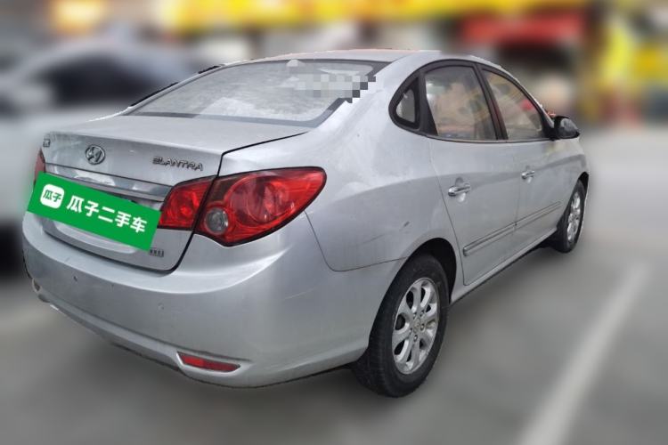 Used Hyundai Celesta 2010 1.6L MT GLS Rear Right 45 Deg