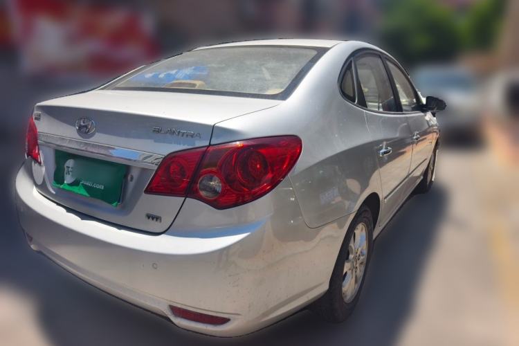 Used Hyundai Celesta 2010 1.6L AT GLS Rear Right 45 Deg