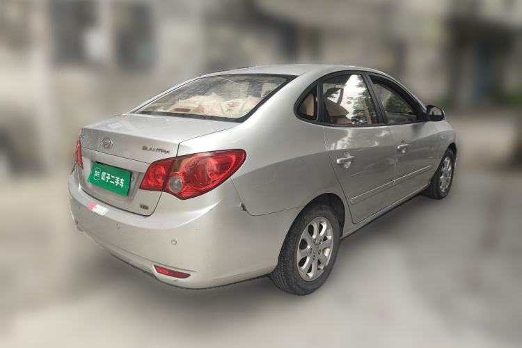 Used Hyundai Celesta 2010 1.6L MT GL Rear Right 45 Deg