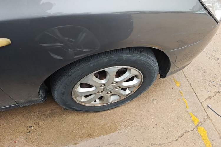 Used Hyundai Celesta 2010 1.6L AT GL Right Front Wheel Hub