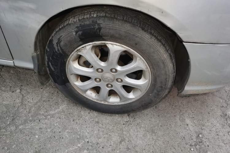 Used Hyundai Celesta 2010 1.6L MT GLS Right Front Wheel Hub