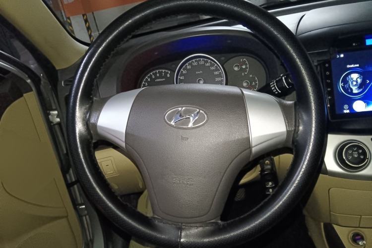 Used Hyundai Celesta 2010 1.6L MT GLS Steering Wheel