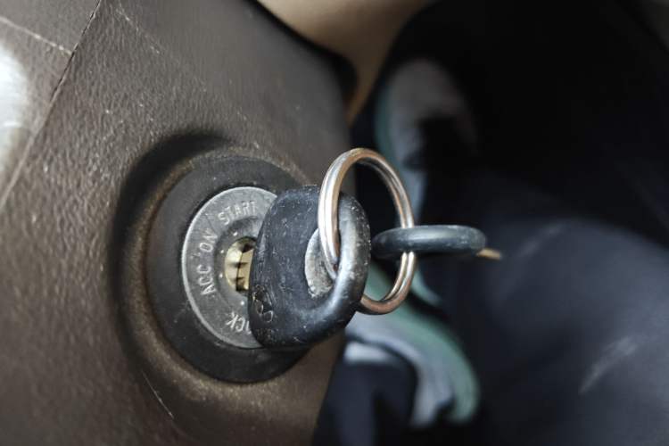 Used Hyundai Celesta 2010 1.6L AT GL Vehicle Key