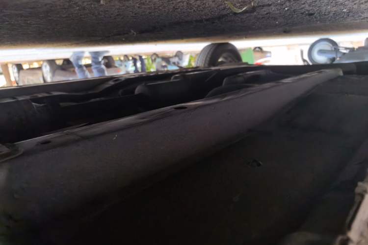 Used Hyundai Celesta 2010 1.6L AT GLS Chassis Front Right