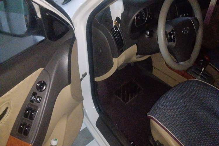 Used Hyundai Celesta 2010 1.6L AT GLS Driver Seat