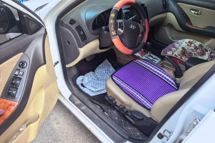 Used Hyundai Celesta 2010 1.6L AT GLS Driver Seat