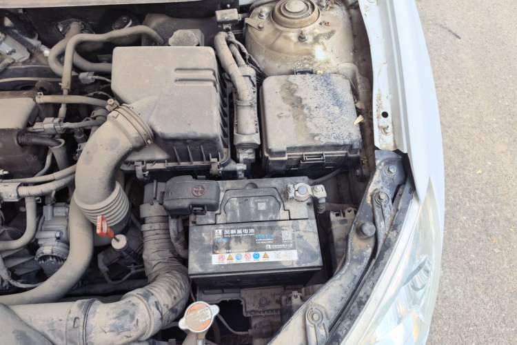 Used Hyundai Celesta 2010 1.6L AT GLS Engine Bay Left