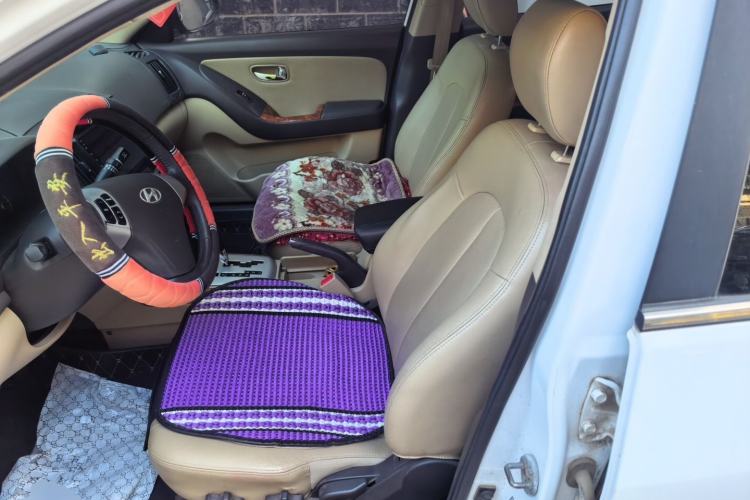 Used Hyundai Celesta 2010 1.6L AT GLS Left Front Seat
