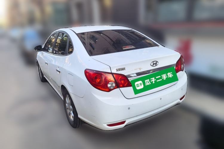 Used Hyundai Celesta 2010 1.6L AT GLS Rear Left 45 Deg