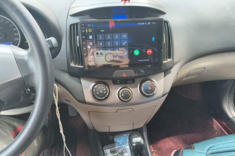 Used Hyundai Celesta 2011 1.6L Automatic Comfort Edition Audio And AC Panel