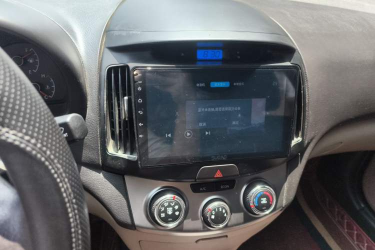 Used Hyundai Celesta 2011 1.6L Manual Comfort Edition Audio And AC Panel