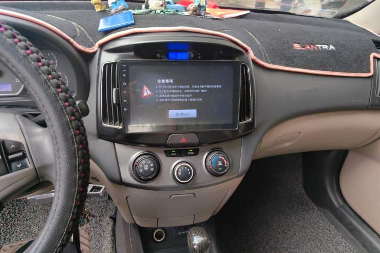 Used Hyundai Celesta 2011 1.6L Automatic Comfort Edition Audio And AC Panel
