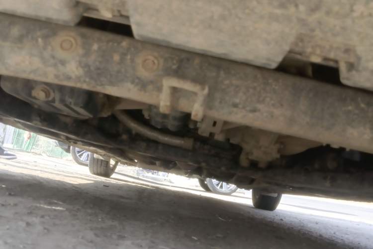 Used Hyundai Celesta 2011 1.6L Manual Comfort Edition Chassis Front