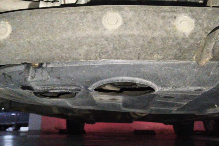 Used Hyundai Celesta 2011 1.6L Manual Comfort Edition Chassis Front