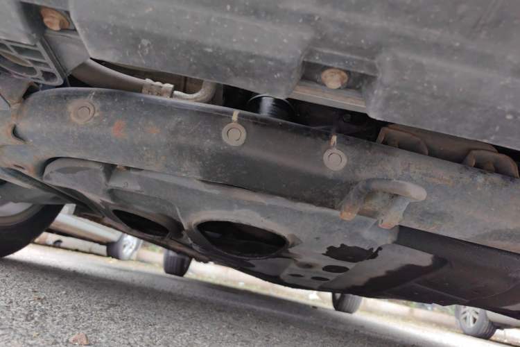 Used Hyundai Celesta 2011 1.6L Automatic Comfort Edition Chassis Front