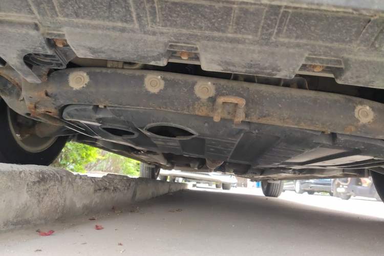 Used Hyundai Celesta 2011 1.6L Manual Comfort Edition Chassis Front
