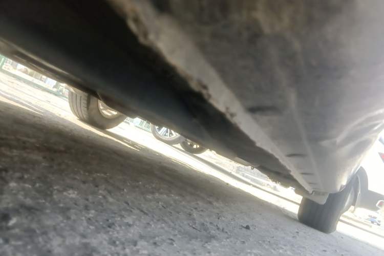 Used Hyundai Celesta 2011 1.6L Manual Comfort Edition Chassis Front Left