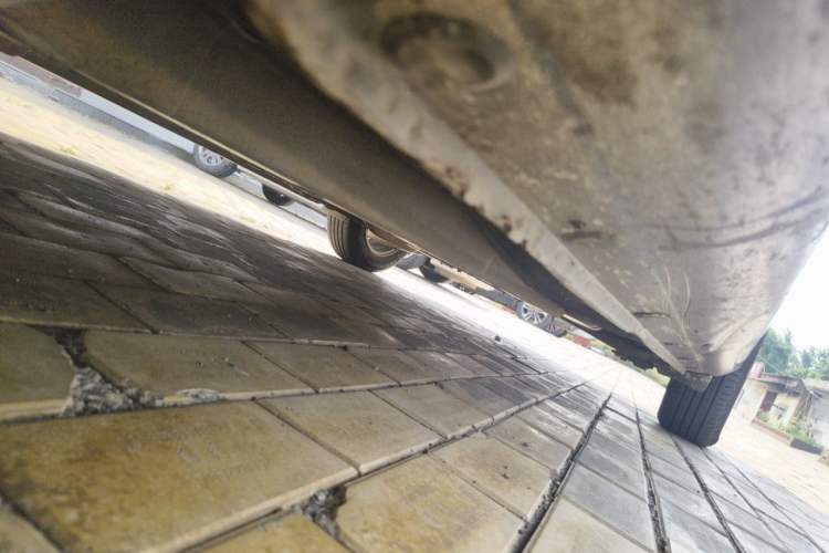 Used Hyundai Celesta 2011 1.6L Manual Comfort Edition Chassis Front Left