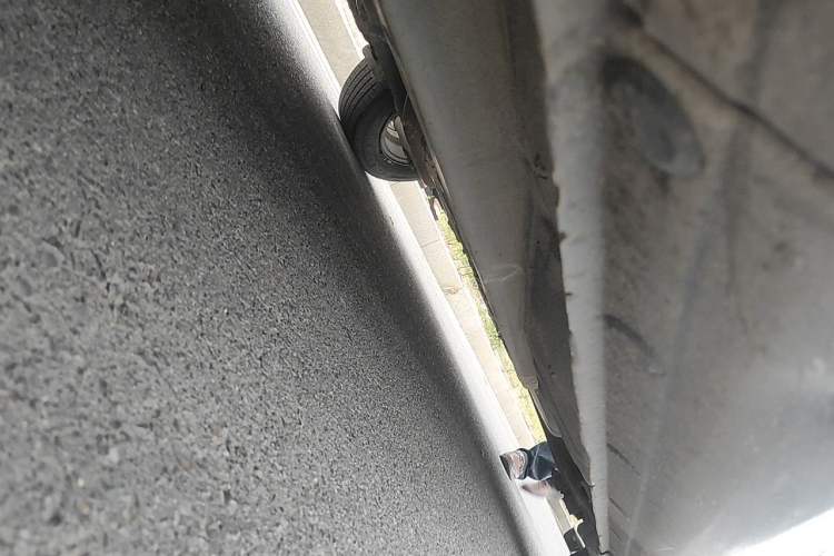 Used Hyundai Celesta 2011 1.6L Manual Comfort Edition Chassis Front Left
