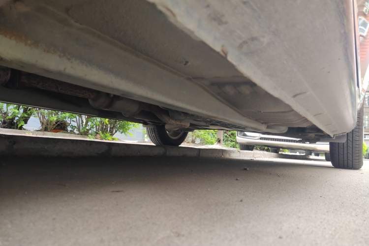 Used Hyundai Celesta 2011 1.6L Manual Comfort Edition Chassis Front Left