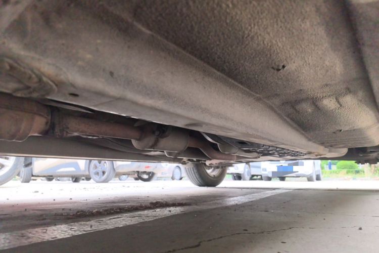 Used Hyundai Celesta 2011 1.6L Manual Comfort Edition Chassis Front Left