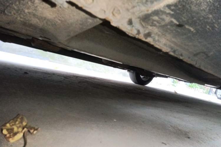 Used Hyundai Celesta 2011 1.6L Manual Comfort Edition Chassis Front Left