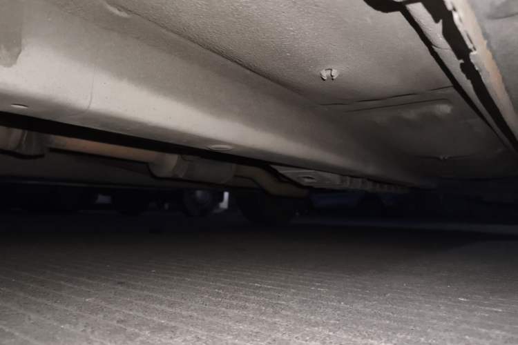 Used Hyundai Celesta 2011 1.6L Manual Comfort Edition Chassis Front Left