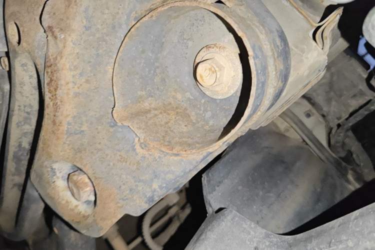 Used Hyundai Celesta 2011 1.6L Automatic Top-Tier Version Chassis Front Left