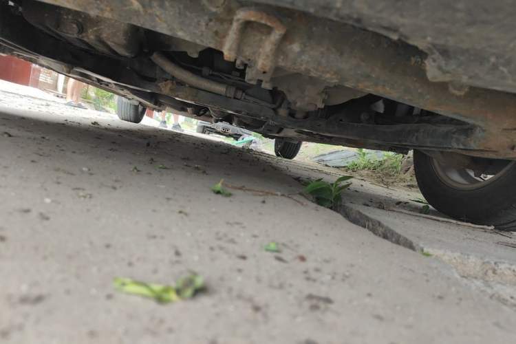 Used Hyundai Celesta 2011 1.6L Manual Comfort Edition Chassis Front