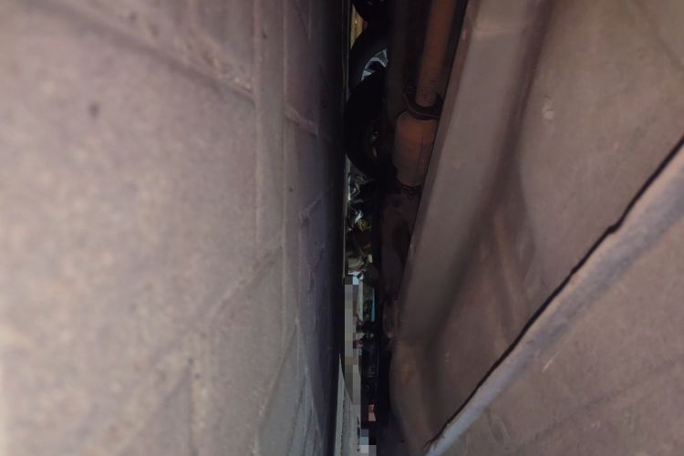 Used Hyundai Celesta 2011 1.6L Automatic Luxury Version Chassis Front Right