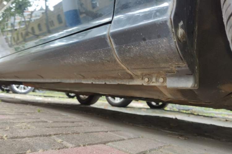 Used Hyundai Celesta 2011 1.6L Automatic Comfort Edition Chassis Front Right