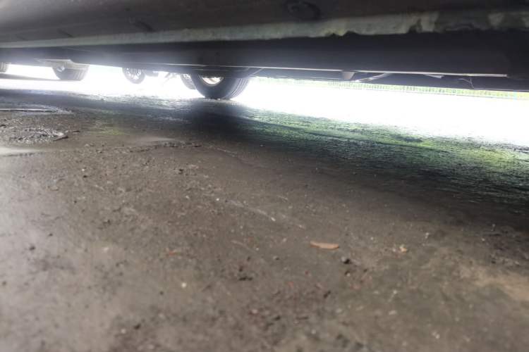 Used Hyundai Celesta 2011 1.6L Manual Comfort Edition Chassis Front Right
