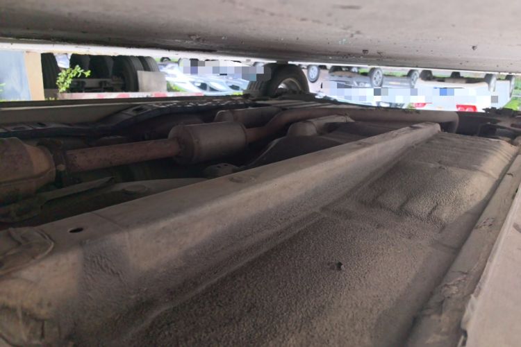 Used Hyundai Celesta 2011 1.6L Manual Comfort Edition Chassis Front Right