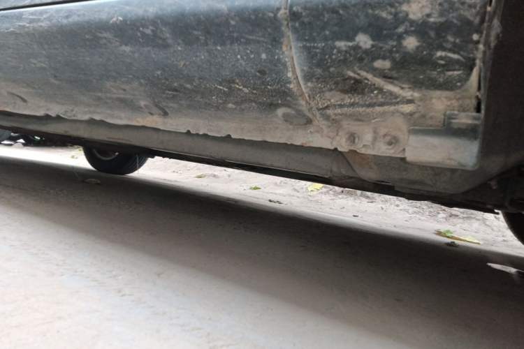 Used Hyundai Celesta 2011 1.6L Manual Comfort Edition Chassis Front Right