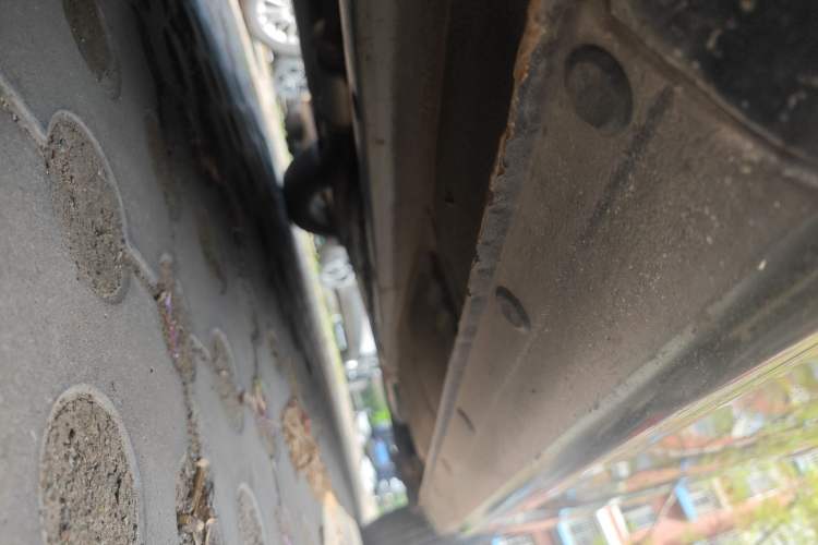 Used Hyundai Celesta 2011 1.6L Manual Luxury Model Chassis Front Right