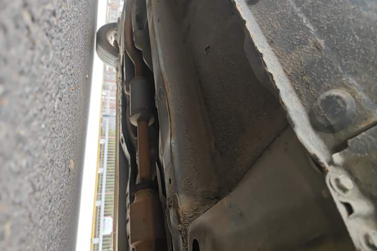 Used Hyundai Celesta 2011 1.6L Manual Comfort Edition Chassis Front Right