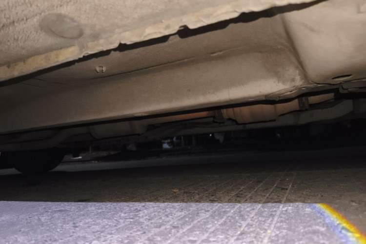 Used Hyundai Celesta 2011 1.6L Manual Comfort Edition Chassis Front Right