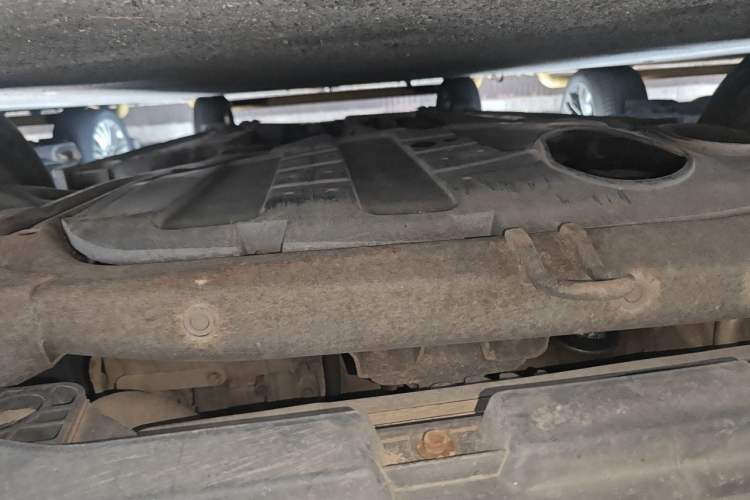 Used Hyundai Celesta 2011 1.6L Automatic Top-Tier Version Chassis Front