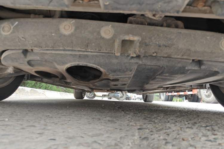 Used Hyundai Celesta 2011 1.6L Manual Comfort Edition Chassis Front