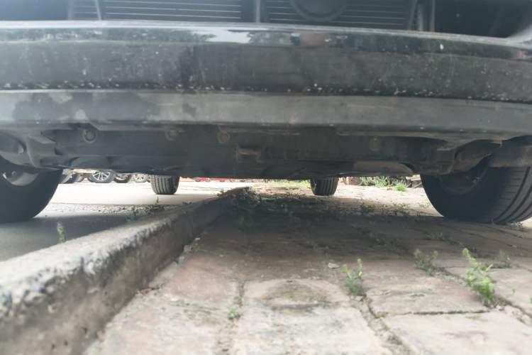 Used Hyundai Celesta 2011 1.6L Automatic Luxury Version Chassis Front