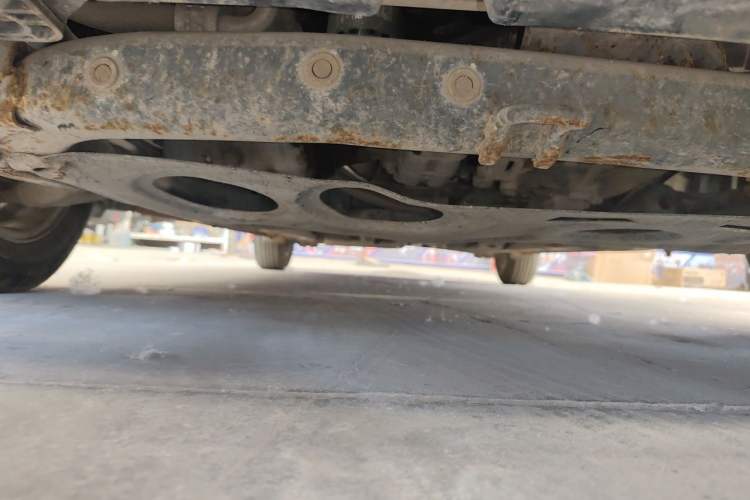 Used Hyundai Celesta 2011 1.6L Manual Comfort Edition Chassis Front