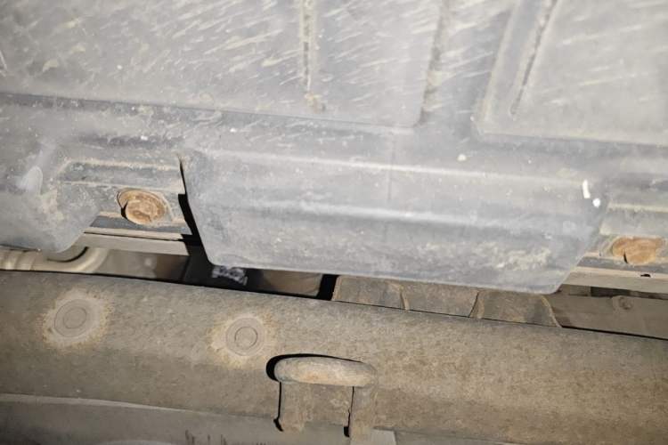 Used Hyundai Celesta 2011 1.6L Automatic Top-Tier Version Chassis Front