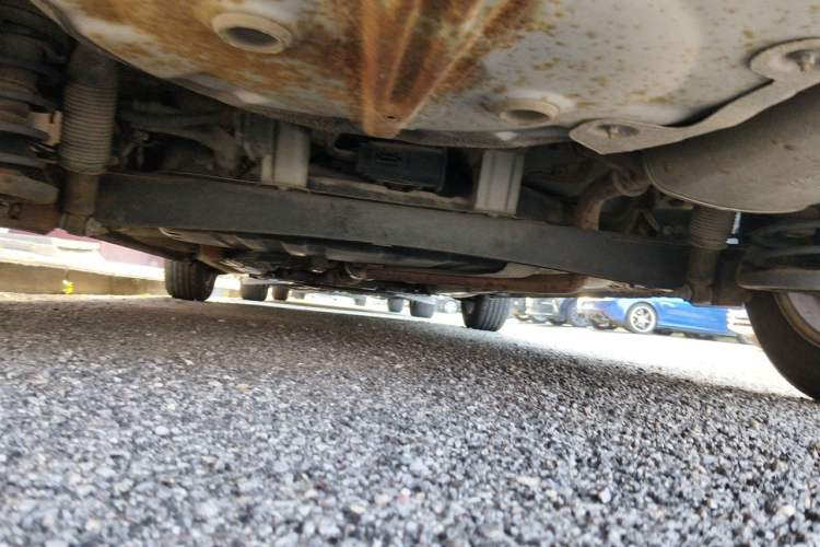 Used Hyundai Celesta 2011 1.6L Manual Comfort Edition Chassis Rear