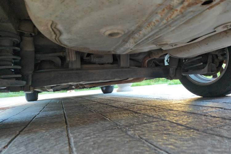Used Hyundai Celesta 2011 1.6L Manual Comfort Edition Chassis Rear Left