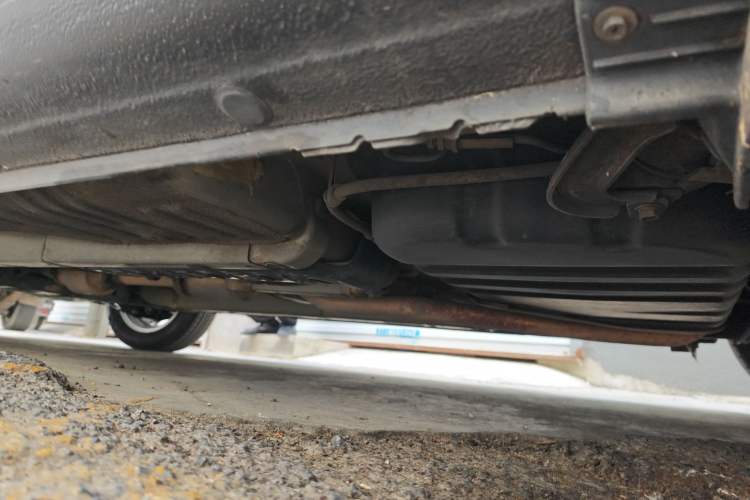 Used Hyundai Celesta 2011 1.6L Manual Comfort Edition Chassis Rear Left