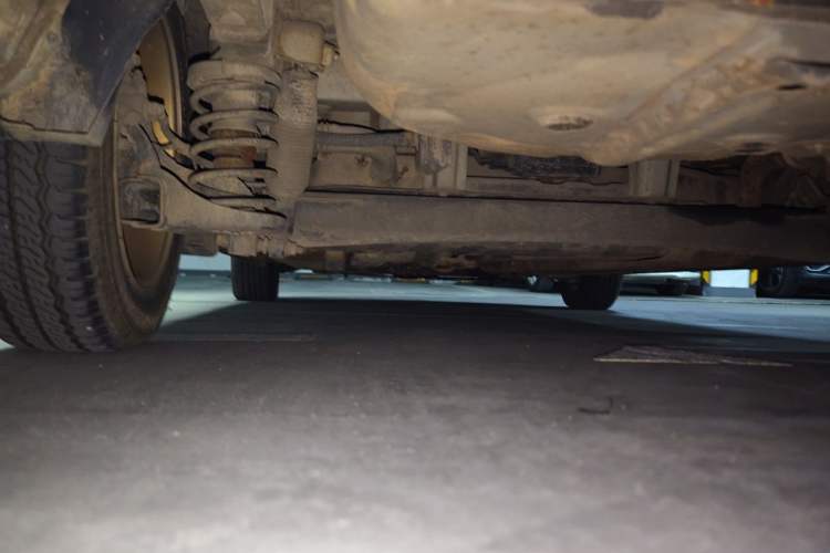 Used Hyundai Celesta 2011 1.6L Automatic Comfort Edition Chassis Rear Left