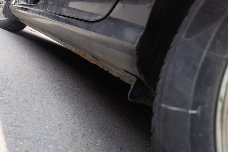 Used Hyundai Celesta 2011 1.6L Manual Comfort Edition Chassis Rear Left