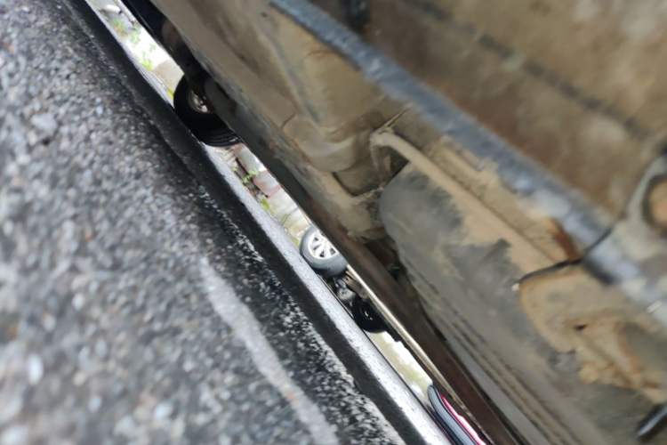 Used Hyundai Celesta 2011 1.6L Manual Comfort Edition Chassis Rear Left