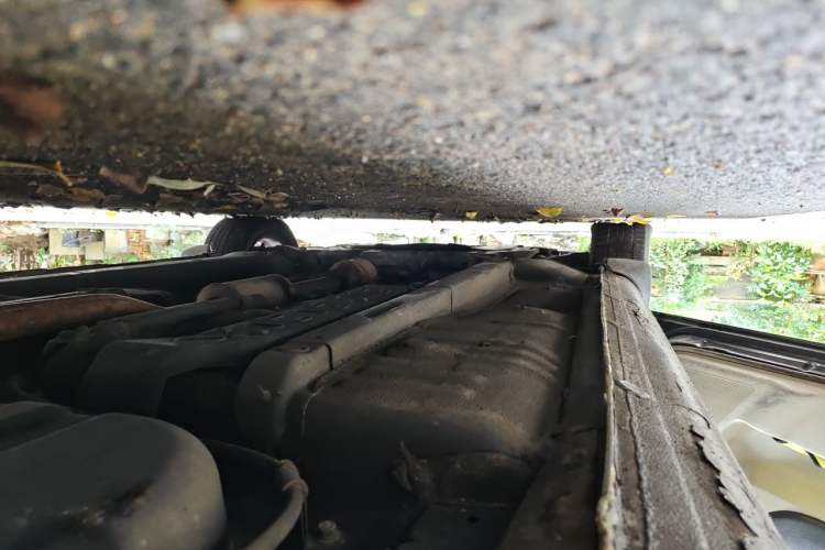 Used Hyundai Celesta 2011 1.6L Automatic Comfort Edition Chassis Rear Left