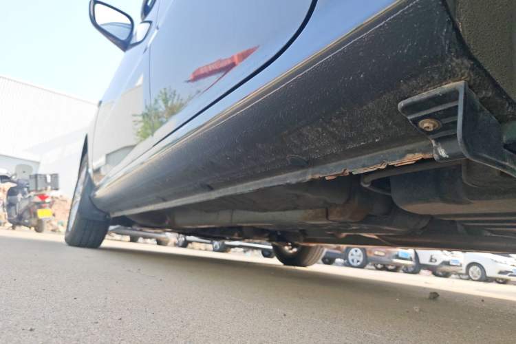Used Hyundai Celesta 2011 1.6L Manual Comfort Edition Chassis Rear Left